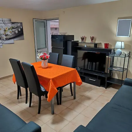 Piazza Verga Apartment