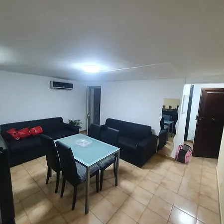 Piazza Verga Apartment